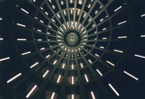 Illuminated dome ceiling